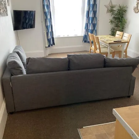 Sea View Flat 1 @ 4A Castle Street Apartment Ryde  Exterior photo