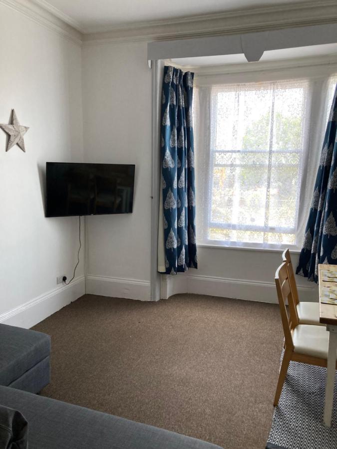 Sea View Flat 1 @ 4a Castle Street Ryde (Isle of Wight)